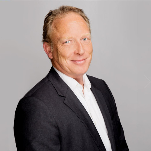 Philippe Levre,l Agama IQ-EQ